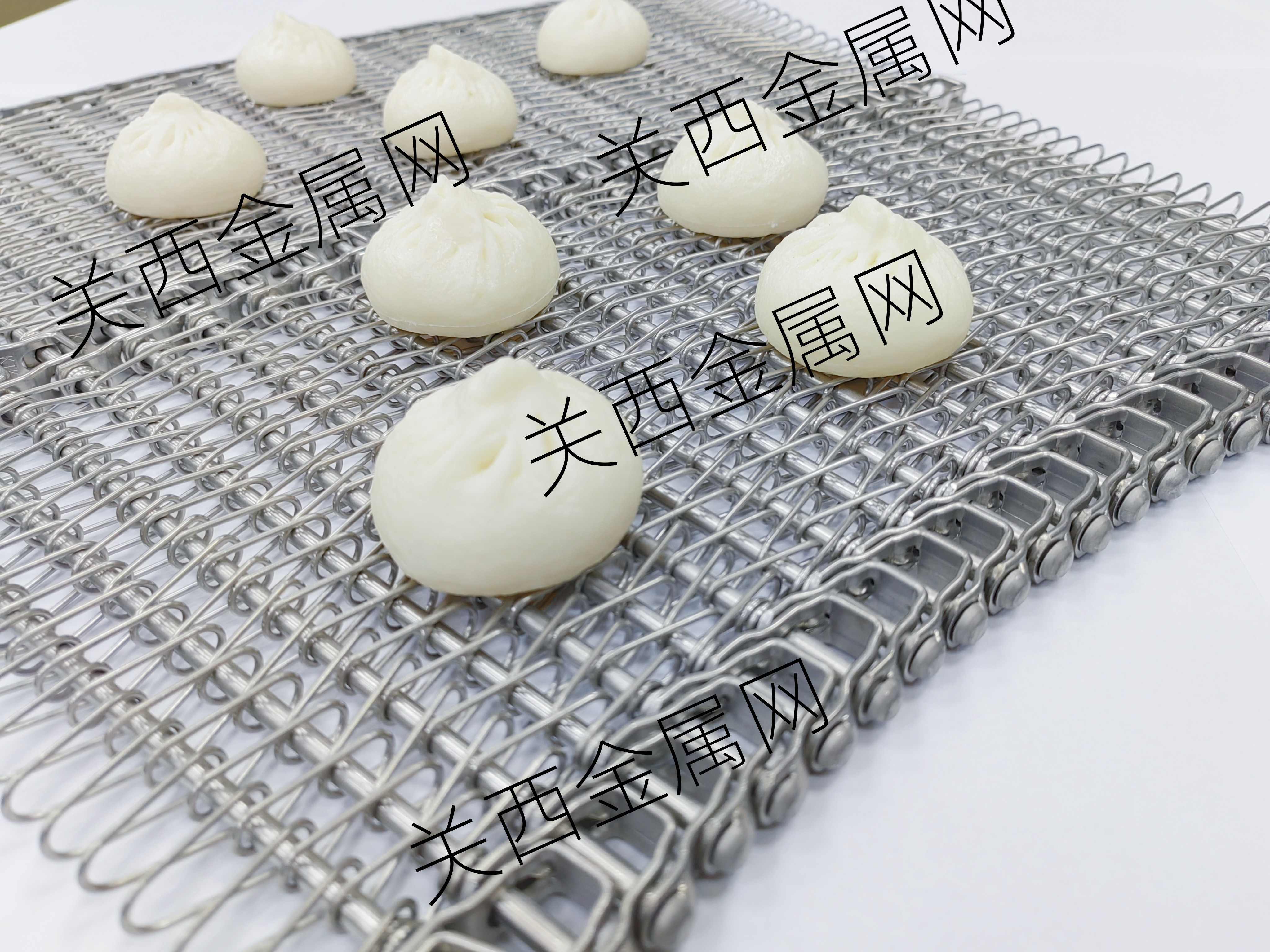 食品行業(yè)的客戶說：金屬網(wǎng)帶要有高精密度和高穩(wěn)定性？
